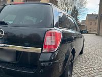 Gebraucht Opel Astra 90 PS (66 kW) 2007 Schwarz Kombi