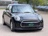 Gebraucht Mini ONE Classic 102 PS (75 kW) 2022 Schwarz Kleinwagen