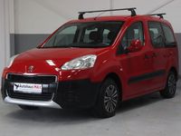 Gebraucht Peugeot TePee Active 120 PS (88 kW) 2012 Rot SUV