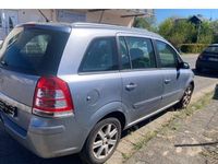 Second-hand Opel Zafira Edition 140 CP (102 kW) 2009 Gri Monovolum