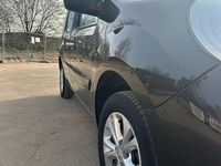 Gebraucht Renault Kangoo Authentique 106 PS (77 kW) 2011 Schwarz Van / Kleinbus