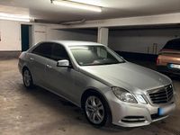 Gebraucht Mercedes E250 Avantgarde 204 PS (150 kW) 2010 Silber Limousine