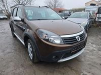 Gebraucht Dacia Sandero Stepway 84 PS (61 kW) 2012 Braun SUV