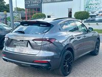 Gebraucht Maserati Levante 430 PS (316 kW) 2022 Grau SUV