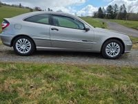 Gebraucht Mercedes CL200 116 PS (85 kW) 2004 Grau Coupé
