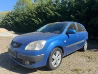 Usata Kia Rio 112 CV (82 kW) 2008 Blu Utilitaria