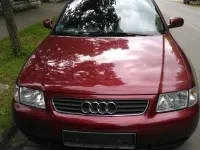 Gebraucht Audi A3 101 PS (74 kW) 1998 Rot Kleinwagen