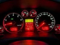 Gebraucht Audi A6 Sport 220 PS (161 kW) 2002 Blau Kombi