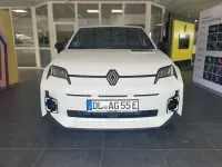 Gebraucht Renault 5 E-Tech Urban 89 kW (122 PS) 2025 Perlmuttweiß metallic Limousine