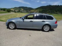 Gebraucht BMW 320 150 PS (110 kW) 2006 Blau Kombi