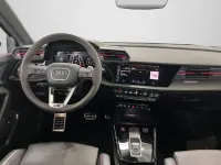 Gebraucht Audi RS3 Sportback Premium 400 PS (294 kW) 2023 Mythosschwarz metallic (metallic) Kleinwagen