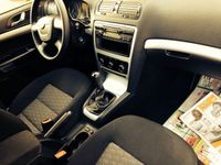 Gebraucht Skoda Octavia Ambiente 105 PS (77 kW) 2009 Rot Limousine