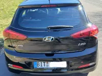 Gebraucht Hyundai i20 Classic 84 PS (61 kW) 2016 Schwarz Kleinwagen