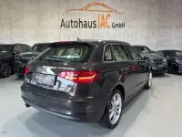 Gebraucht Audi A3 Ambiente 105 PS (77 kW) 2014 Braun Limousine