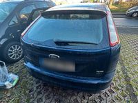 Gebraucht Ford Focus 130 PS (95 kW) 2011 Blau Limousine