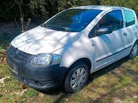 Gebraucht VW Fox 54 PS (39 kW) 2010 Weiß Kleinwagen