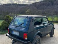 Gebraucht Lada niva 83 PS (61 kW) 2010 Grün SUV