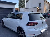Gebraucht VW Golf VII 150 PS (110 kW) 2019 Weiß Kleinwagen
