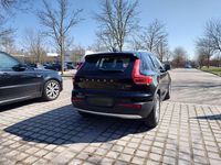 Second-hand Volvo XC40 190 CP (139 kW) 2018 Negru SUV