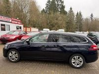 Gebraucht Peugeot 308 SW Active 120 PS (88 kW) 2015 Blau Kombi