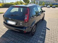 Gebraucht Ford Fiesta 81 PS (59 kW) 2008 Blau Kleinwagen