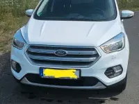 Gebraucht Ford Kuga Trend 150 PS (110 kW) 2017 Weiß SUV