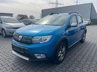 Gebraucht Dacia Sandero Prestige 90 PS (66 kW) 2017 Blau SUV