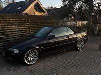 Gebraucht BMW 330 Cabriolet 231 PS (169 kW) 2001 Schwarz Cabrio