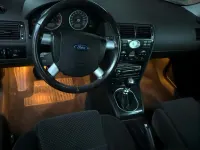 Gebraucht Ford Mondeo 145 PS (106 kW) 2002 Blau Kombi