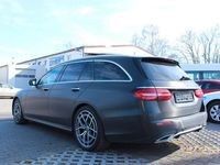 Gebraucht Mercedes E400 Luxury 330 PS (242 kW) 2022 Schwarz Limousine