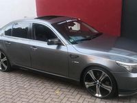 Gebraucht BMW 525 218 PS (160 kW) 2009 Grau Limousine