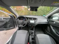 Gebraucht Hyundai i20 Active 84 PS (61 kW) 2019 Grau Kleinwagen