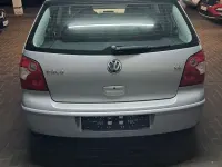 Gebraucht VW Polo Basis 64 PS (47 kW) 2004 Silber Kleinwagen