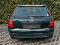 Usata Audi A6 150 CV (110 kW) 1999 Verde Station wagon