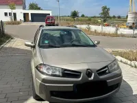Gebraucht Renault Mégane GrandTour 111 PS (81 kW) 2009 Gold Kombi