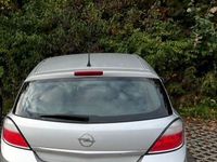 Gebraucht Opel Astra 105 PS (77 kW) 2006 Silber Limousine