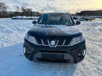 Gebraucht Suzuki Vitara Active 120 PS (88 kW) 2017 Schwarz SUV