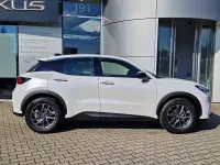 Gebraucht Lexus LBX 136 PS (100 kW) 2026 Titaniumweiß metallic SUV