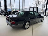 Gebraucht Mercedes E300 AMG 272 PS (200 kW) 1993 Grau Limousine