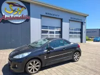Gebraucht Peugeot 207 CC Roland Garros 111 PS (81 kW) 2012 Farbe schwarz obsidien Cabrio