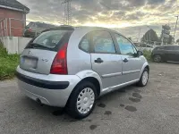 Gebraucht Citroën C3 60 PS (44 kW) 2004 Silber Kleinwagen