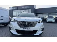Gebraucht Peugeot e-2008 GT 100 kW (136 PS) 2022 Weiß SUV