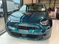 Neu Fiat 600E La Prima 114 kW (156 PS) 2025 Mare grün SUV