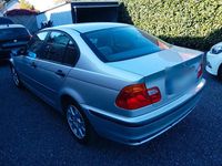 Second-hand BMW 316 105 CP (77 kW) 2000 Argintiu Berlinǎ