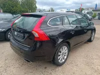 Gebraucht Volvo V60 Summum 215 PS (158 kW) 2013 Schwarz Kombi