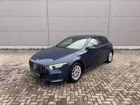 Gebraucht Mercedes A200 163 PS (119 kW) 2019 Blau Limousine