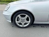 Gebraucht Mercedes SLK230 197 PS (144 kW) 2002 Silber Cabrio