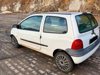 Gebraucht Renault Twingo 60 PS (44 kW) 2005 Silber Kleinwagen