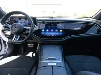 Gebraucht Mercedes E300 AMG 313 PS (230 kW) 2025 Weiß Limousine