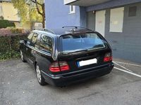 Gebraucht Mercedes E320 Avantgarde 224 PS (164 kW) 2002 Kombi